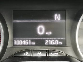 PEUGEOT 208 1.4 e-HDi Allure Hatchback 3dr Diesel EGC Euro 5 (s/s) (70 ps)