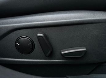 FORD MUSTANG MACH-E Extended Range 91kWh SUV 5dr Electric Automatic (294 ps)