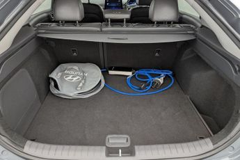 HYUNDAI IONIQ 38.3kWh Premium Hatchback 5dr Electric Auto (136 ps)