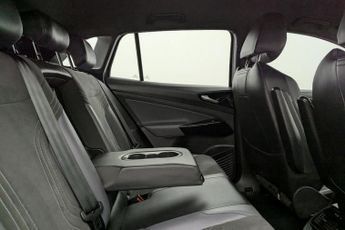 VOLKSWAGEN ID.4 Pure 52kWh Life SUV 5dr Electric Auto (148 ps)