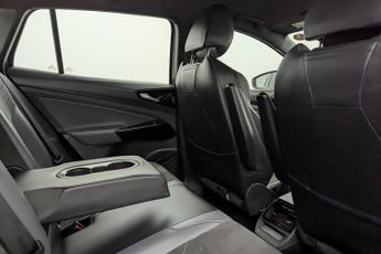 VOLKSWAGEN ID.4 Pure 52kWh Life SUV 5dr Electric Auto (148 ps)