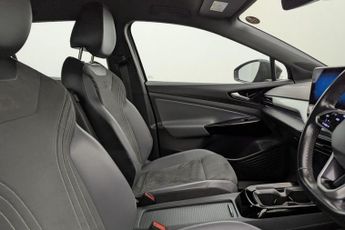 VOLKSWAGEN ID.4 Pure 52kWh Life SUV 5dr Electric Auto (148 ps)
