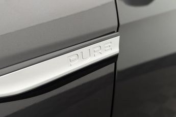 VOLKSWAGEN ID.4 Pure 52kWh Life SUV 5dr Electric Auto (148 ps)