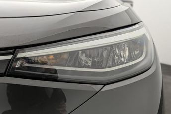 VOLKSWAGEN ID.4 Pure 52kWh Life SUV 5dr Electric Auto (148 ps)