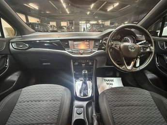 VAUXHALL ASTRA 1.6 CDTi BlueInjection SRi Hatchback 5dr Diesel Auto Euro 6 (136