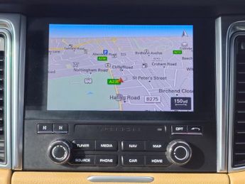 PORSCHE MACAN 2.0T SUV 5dr Petrol PDK 4WD Euro 6 (s/s) (252 ps)