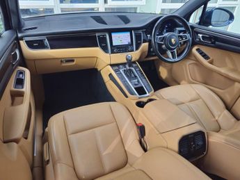 PORSCHE MACAN 2.0T SUV 5dr Petrol PDK 4WD Euro 6 (s/s) (252 ps)