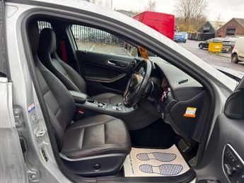 MERCEDES-BENZ A CLASS AMG A 45 4MATIC PREMIUM