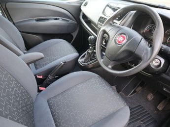 FIAT DOBLO 1.6 MultiJet MyLife Estate 5dr Diesel Manual (138 g/km, 105 bhp)