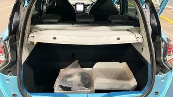 RENAULT ZOE R135 52kWh GT Line Hatchback 5dr Electric Auto (i, Rapid Charge)