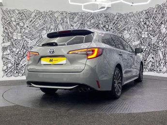 TOYOTA COROLLA 2.0 VVT-h Design Touring Sports 5dr Petrol Hybrid CVT Euro 6 (s/