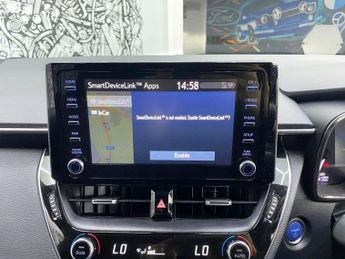 TOYOTA COROLLA 2.0 VVT-h Design Touring Sports 5dr Petrol Hybrid CVT Euro 6 (s/