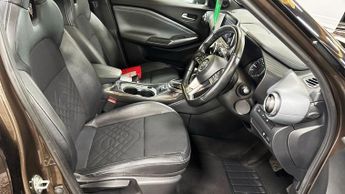 NISSAN JUKE 1.0 DIG-T Tekna SUV 5dr Petrol DCT Auto Euro 6 (s/s) (114 ps)