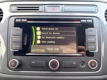 VOLKSWAGEN TIGUAN 2.0 TDI BlueMotion Tech R-Line SUV 5dr Diesel DSG 4WD Euro 5 (s/