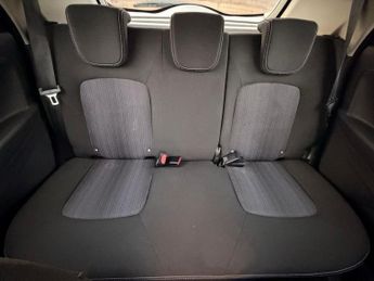 RENAULT ZOE R110 41kWh Dynamique Nav Hatchback 5dr Electric Auto (107 bhp)