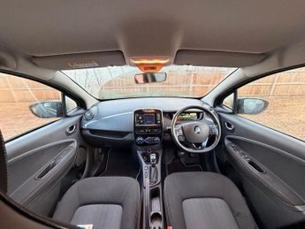 RENAULT ZOE R110 41kWh Dynamique Nav Hatchback 5dr Electric Auto (107 bhp)