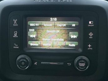 JEEP RENEGADE 1.4T MultiAirII Longitude SUV 5dr Petrol DDCT Euro 6 (s/s) (140 