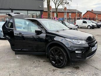 LAND ROVER DISCOVERY SPORT 2.0 TD4 HSE Black SUV 5dr Diesel Auto 4WD Euro 6 (s/s) (180 ps)