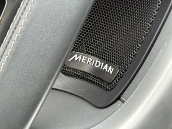 LAND ROVER DISCOVERY SPORT 2.0 TD4 HSE Black SUV 5dr Diesel Auto 4WD Euro 6 (s/s) (180 ps)