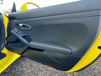 PORSCHE 718 2.0 718 Boxster Semi-Auto 2dr