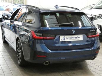 BMW 3 SERIES 2.0 330e 12kWh Sport Pro Touring 5dr Petrol Plug-in Hybrid Auto 