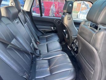 LAND ROVER RANGE ROVER 3.0 TD V6 Vogue SE SUV 5dr Diesel Auto 4WD Euro 6 (s/s) (258 ps)