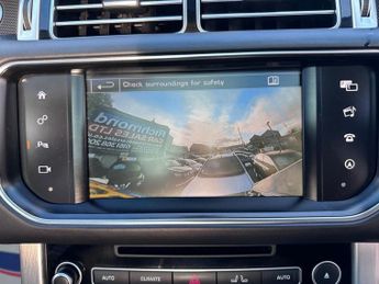 LAND ROVER RANGE ROVER 3.0 TD V6 Vogue SE SUV 5dr Diesel Auto 4WD Euro 6 (s/s) (258 ps)