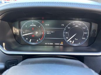 LAND ROVER RANGE ROVER 3.0 TD V6 Vogue SE SUV 5dr Diesel Auto 4WD Euro 6 (s/s) (258 ps)