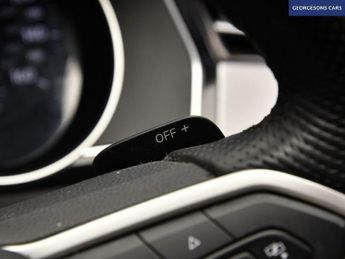 VOLKSWAGEN PASSAT 1.4 TSI 13kWh GTE Saloon 4dr Petrol Plug-in Hybrid DSG Euro 6 (s