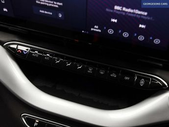 FIAT 500E 42kWh Icon Hatchback 3dr Electric Auto (118 ps)