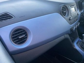 HYUNDAI I10 1.2 SE Hatchback 5dr Petrol Auto Euro 5 (87 ps)