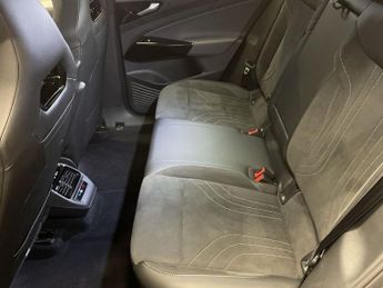 VOLKSWAGEN ID.5 Pro 77kWh Max SUV 5dr Electric Auto (174 ps)