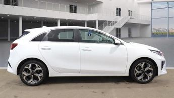 KIA CEED 1.6 CRDi 3 Hatchback 5dr Diesel DCT Euro 6 (s/s) (114 bhp)