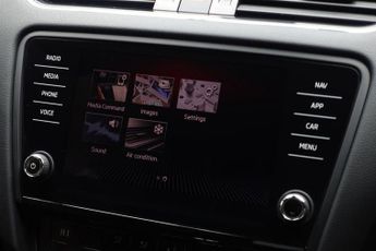 SKODA OCTAVIA 2.0 TSI GPF vRS Hatchback 5dr Petrol DSG Euro 6 (s/s) (245 ps)