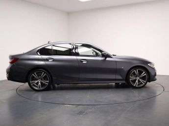 BMW 3 SERIES 2.0 330e 12kWh Sport Pro Saloon 4dr Petrol Plug-in Hybrid Auto E