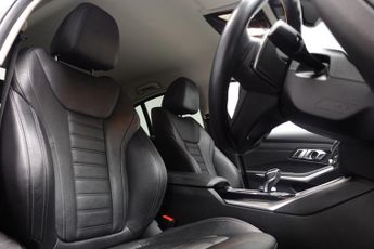 BMW 3 SERIES 2.0 330e 12kWh Sport Pro Saloon 4dr Petrol Plug-in Hybrid Auto E