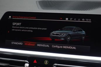 BMW 3 SERIES 2.0 330e 12kWh Sport Pro Saloon 4dr Petrol Plug-in Hybrid Auto E