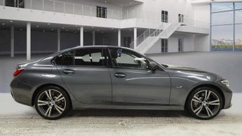 BMW 3 SERIES 2.0 330e 12kWh Sport Pro Saloon 4dr Petrol Plug-in Hybrid Auto E