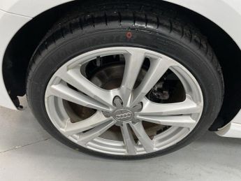 AUDI A3 2.0 TDI S line Sportback 5dr Diesel S Tronic Euro 6 (s/s) (150 p