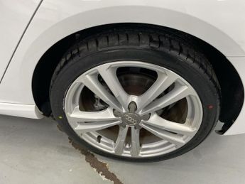 AUDI A3 2.0 TDI S line Sportback 5dr Diesel S Tronic Euro 6 (s/s) (150 p