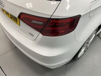 AUDI A3 2.0 TDI S line Sportback 5dr Diesel S Tronic Euro 6 (s/s) (150 p