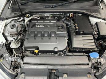 AUDI A3 2.0 TDI S line Sportback 5dr Diesel S Tronic Euro 6 (s/s) (150 p