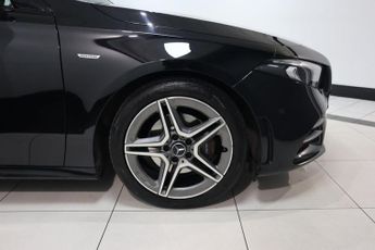 MERCEDES-BENZ A-CLASS 1.3 A200 AMG Line Edition (Executive) Hatchback 5dr Petrol 7G-DC