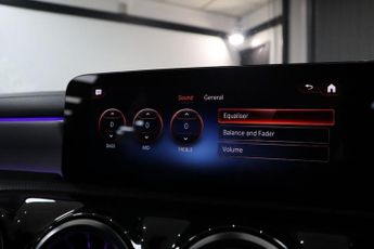 MERCEDES-BENZ A-CLASS 1.3 A200 AMG Line Edition (Executive) Hatchback 5dr Petrol 7G-DC