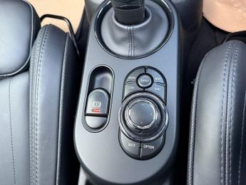 MINI Electric Hatch Cooper SE 32.6kWh Level 3 Hatchback 3dr Electric Auto (184 ps)