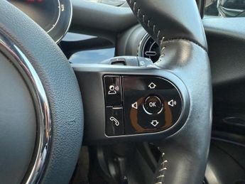 MINI Electric Hatch Cooper SE 32.6kWh Level 3 Hatchback 3dr Electric Auto (184 ps)