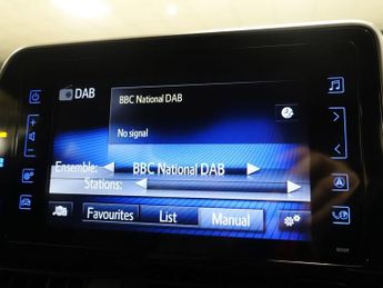 TOYOTA C-HR 1.8 VVT-h Excel SUV 5dr Petrol Hybrid CVT Euro 6 (s/s) (122 ps)