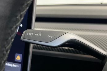 TESLA Model 3 Standard Range Plus Saloon 4dr Electric Auto RWD (241 bhp) Panor