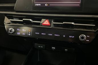 KIA NIRO 64.8kWh 2 SUV 5dr Electric Auto (201 bhp) Reverse Camera, Rear P