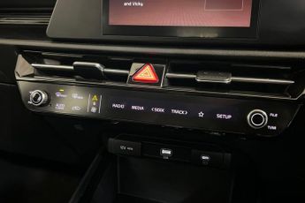 KIA NIRO 64.8kWh 2 SUV 5dr Electric Auto (201 bhp) Reverse Camera, Rear P